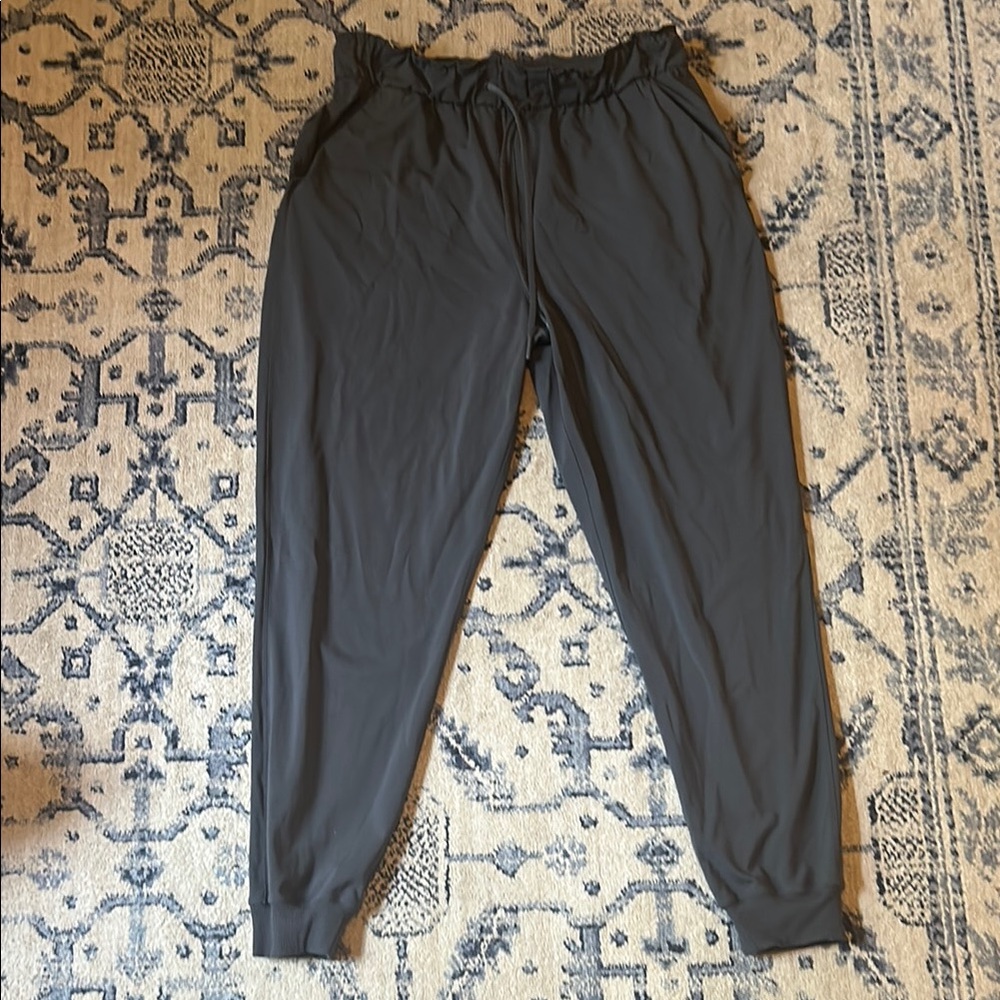 Lululemon Athletica Grey Joggers with Elastic Waistband